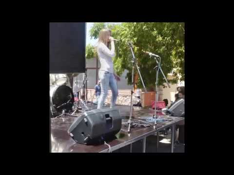 Taj Mesec Maj- Sanja Kostic  mp3