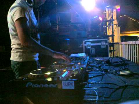 JOHN PROJECT en  IBIZA WHITE PARTY 2011