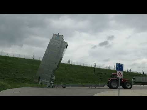 stela-Trocknungsanlage UNIVERSAL beim Auf- und Abbau