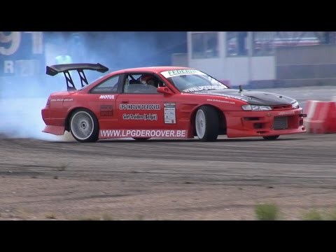 500HP Nissan Silvia S14 - AMAZING DRIFTS!!