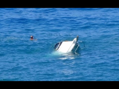 “È giallo”. Sardegna, barca affonda: ci sono due morti. La zona, altamente turistica, è sotto choc p