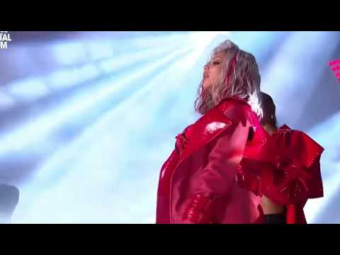 stan twitter: jesy nelson being speechless