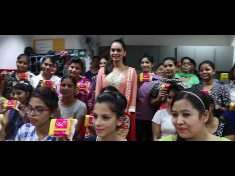 INDIA, Manushi CHHILLAR - Beauty With a Purpose Winner