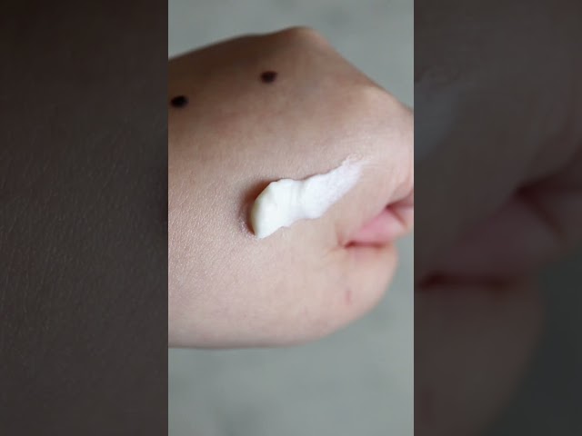 Vídeo relacionado con Clarins - Tratamiento de manos y uñas Crema 100ml - AMC20028