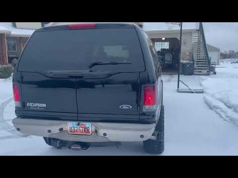 Modified 2004 Ford Excursion Eddie Bauer