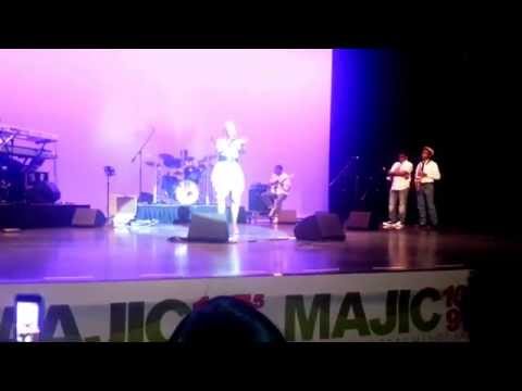 Audiowolf Opens for Howard Hewett