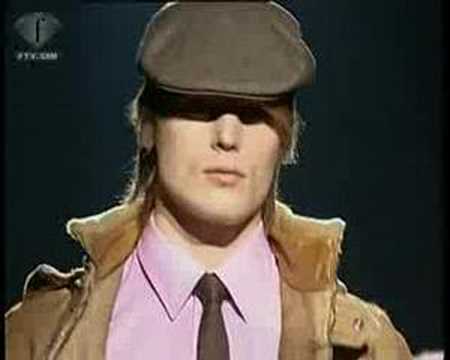 fashiontv | FTV.com - OZWALD BOATENG FW MILAN MEN COLLECTION 06/07