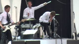 THE HIVES Live @ Bråvalla Festival 2014 WON&#39;T BE LONG [1080p HD]