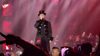 Download lagu 'Cuman ADP Berani  Bawain Madu 3' Dewa 19 at 51 Kerajaan Cinta Ahmad Dhani 2023 mp3 Download lagu 'Cuman ADP Berani  Bawain Madu 3' Dewa 19 at 51 Kerajaan Cinta Ahmad Dhani 2023 mp3