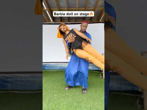 Barbie doll’s live performance 😍🔥🧡 #barbiedoll #foryoushorts #dancingdoll #robotdance