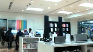 preview picture of video 'iStore waterfront robery - Busted by Zing'