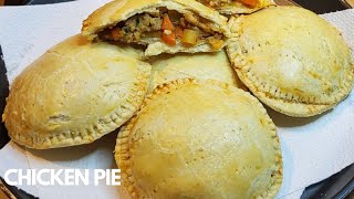 How to prepare the best Nigeria chicken pie, with a creamy chicken sauce filling