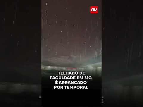 Telhado de faculdade é arrancado por temporal e explode ao atingir fiação em MG #shorts