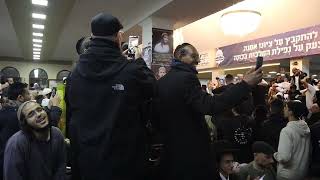 אומן אוקראינה: "ריקודים ושמחה אין קץ בציון רבי נחמן ערב ראש השנה התשפ"ד"
