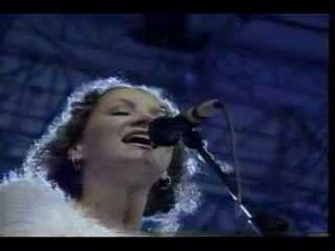 St Teresa (Pavarotti & Friends) - Joan Osborne