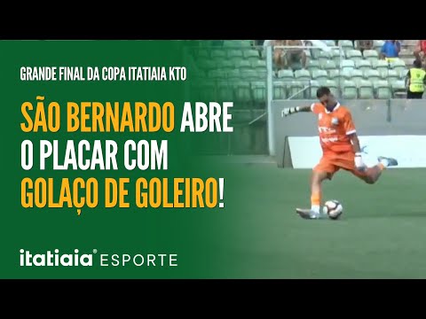 IMPRESSIONANTE! GUI, GOLEIRO DO SÃO BERNARDO, FAZ GOL ANTES DO MEIO DE CAMPO E ABRE O PLACAR!
