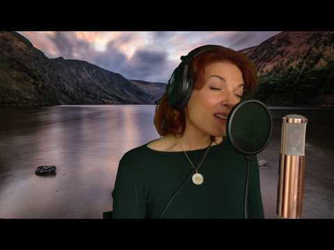 Miranda Colchester sings Danny Boy - Ehrlund tube microphone