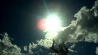 Bolas  (Rebekka Karijord - Wear It Like A Crown)