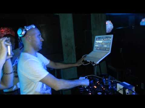 Mario Ranieri @ Renesanz Techno Mayhem (Nov 24, 2012) [Full HD @ 1080p] 4/7