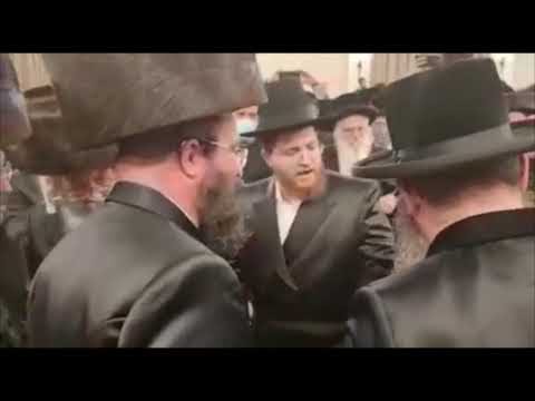 Sadigura Yerushalayim Dances At The Wedding Of An Einikel R' Dovid Moshe Segal Mashba"k in Sadigura