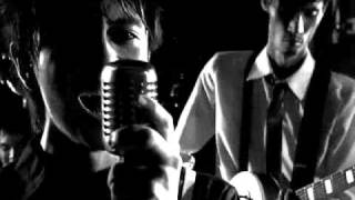 Chicosci - Seven Black Roses