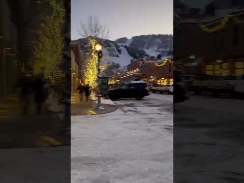 Aspen Colorado Night Walk | Downtown Street Vibes in Winter