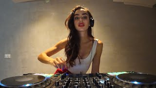 Download lagu DJ SOFIA - MELODIC TECHNO & FUTURE RAVE DJ SET - SOFIA'S NIGHT #12 (Anyma, David Guetta, Morten) mp3 Download lagu DJ SOFIA - MELODIC TECHNO & FUTURE RAVE DJ SET - SOFIA'S NIGHT #12 (Anyma, David Guetta, Morten) mp3