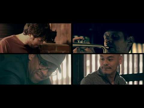 Kamedajima Promotional Video Featuring Rosario Giuliani and Fabrizio Bosso