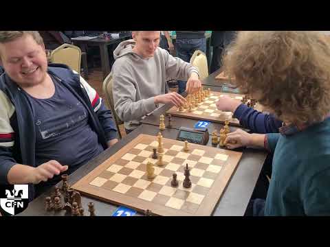 CM V. Mikhailovsky (2295) vs FM M. Pesotsky (2138). Chess Fight Night. CFN. Blitz