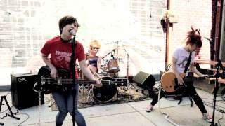 THE LET'S GO's - おつかれさまソング Otsukaresama Song (Live on PressureDrop.tv)