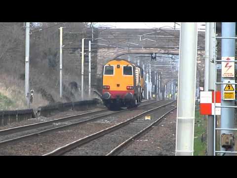 DRS 20309+20308. 6C52. Bolton-Le-Sands LC. 06/03/12.