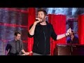 Brett Eldredge Performs 'Lose My Mind'