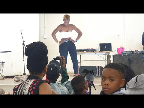 Abo Majayivane on Stage @ Indibano, KwaZamuxolo Community Hall, Noupoort opholamedia