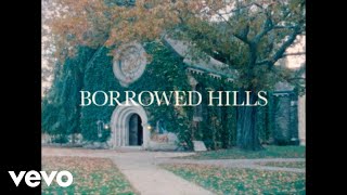 Musik-Video-Miniaturansicht zu Borrowed Hills Songtext von Lo Moon