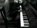 игра на пианино: Алиса в стране чудес 
