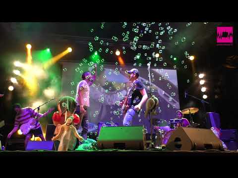 Giancane e Lucio Leoni Adotta un Fascista live @Villaada