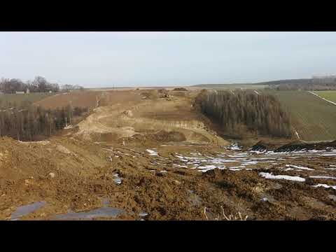 Teren budowy w miejscowości Brzuchania