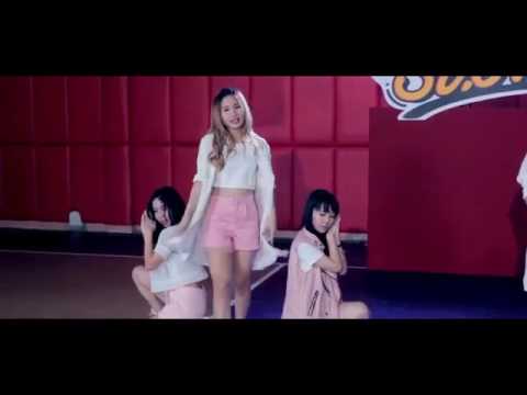 MR  CHU   A Pink 에이 핑크 Dance Cover by St 319 from Vietnam