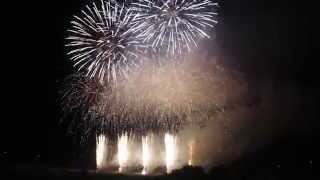 preview picture of video 'Kawakita Fireworks and Tedori Fire Festival 2013 (川北まつり～手取の火まつり～)'