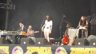 Kitty, Daisy & Lewis - Whenever You See Me (live @ Zwarte Cross 2013, Lichtenvoorde 28.07.2013) 1/3