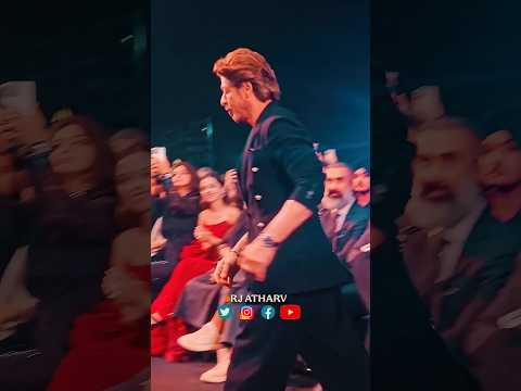 Shah Rukh Khan IIFA Host Moment – King is Back! 🔥💥 | Baadshah Vibes #Shorts