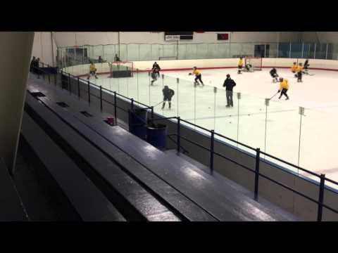 1v1 kiekottomana +2 apua pienpeli