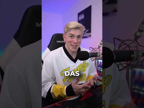 Headsets are dangerous!! #shorts #gaminghardware #headset #controller #videogames