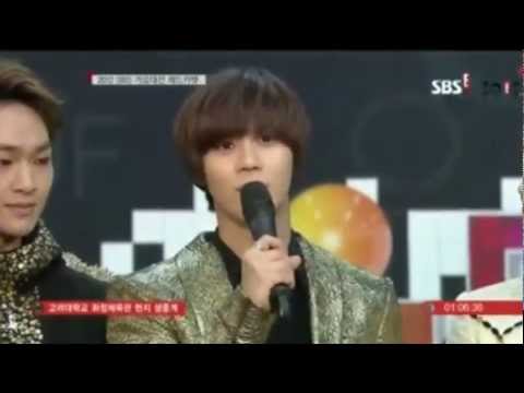 130120 SHINee & Boyfriend at Gayo Daejun Redcarpet