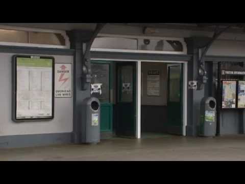 Dart Service Derails After Hitting Boulders Between Greystones & Bray - 9th July,2014