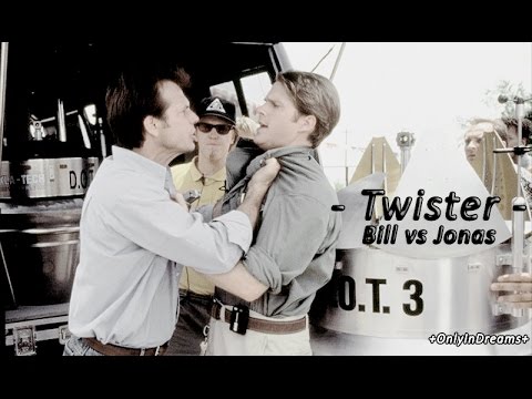 Twister (1996) Bill vs Jonas scene [HD]