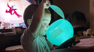 Opening Madame Leota’s crystal ball popcorn container 🔮 🍿