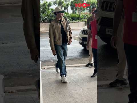 Akshay Kumar's son Aarav Kumar IGNORES paps as spotted at airport 😱 #akshaykumar #aarav