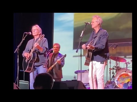 America (live), “Ventura Highway” State Theatre, New Brunswick, NJ, 3/3/23