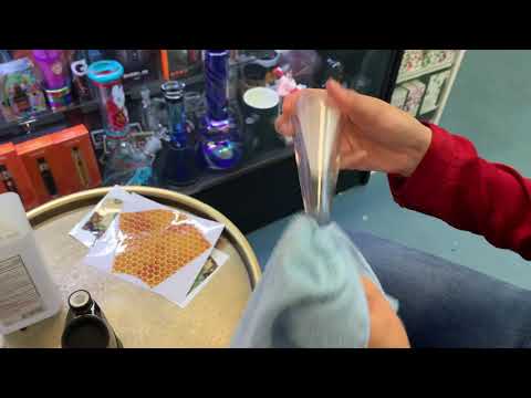 How To Apply VCG Customs Skin Wrap to Puffco Peak #puffcopeak #puffcopeaklightningedition #puffco